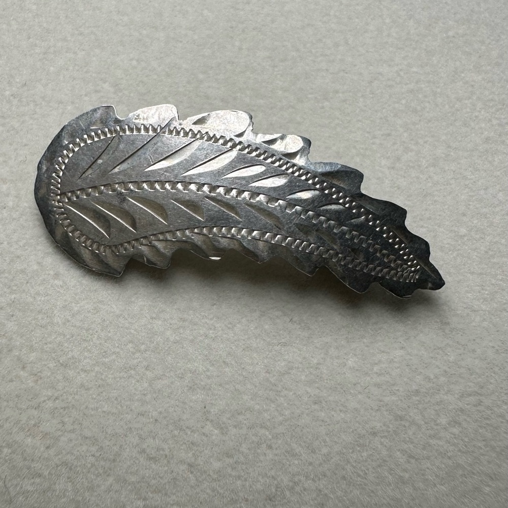 Intricate Silver Leaf Brooch View 2